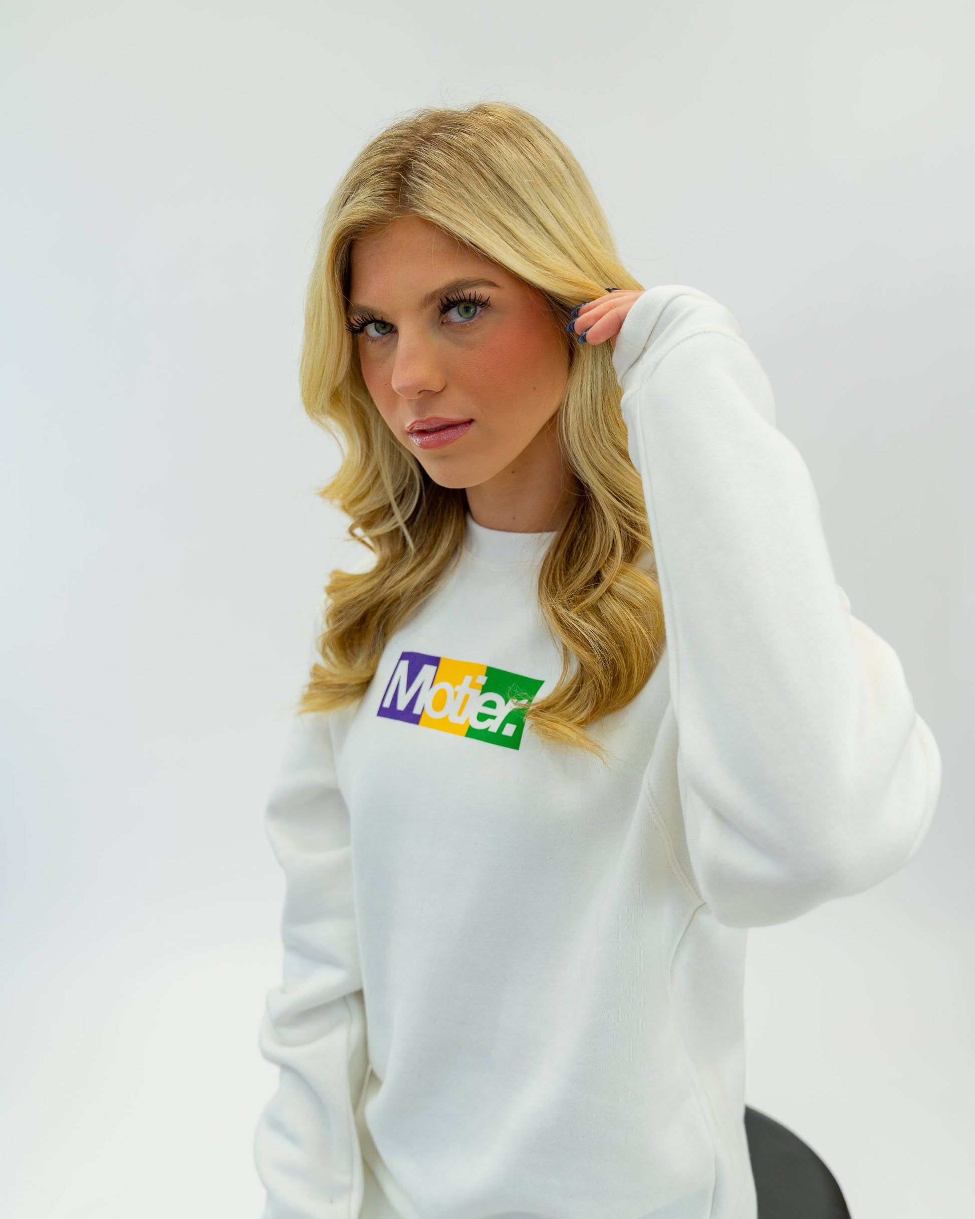 The Motier Krewe Box Crewneck (White) - Motier Lafayette 