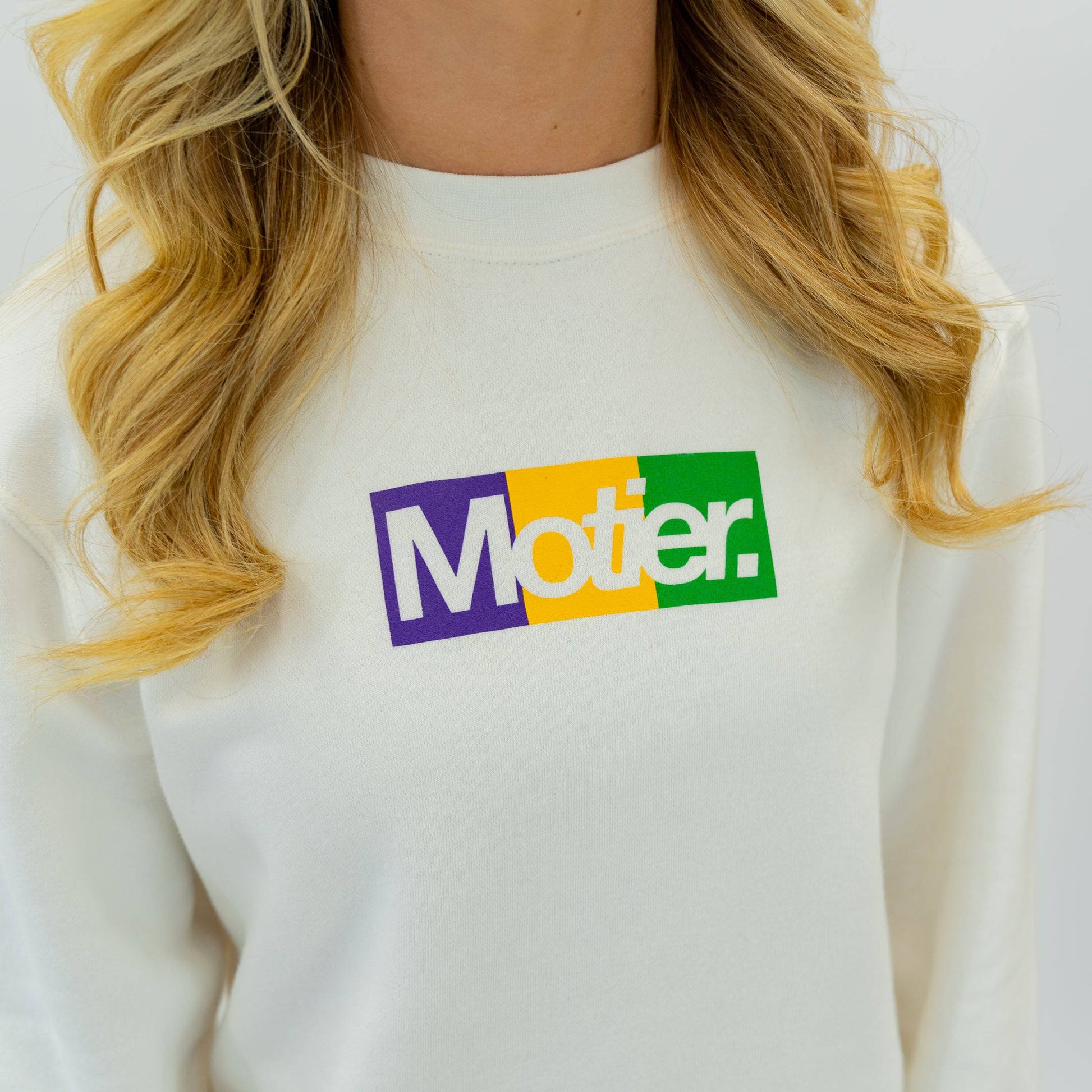 The Motier Krewe Box Crewneck (White) - Motier Lafayette 