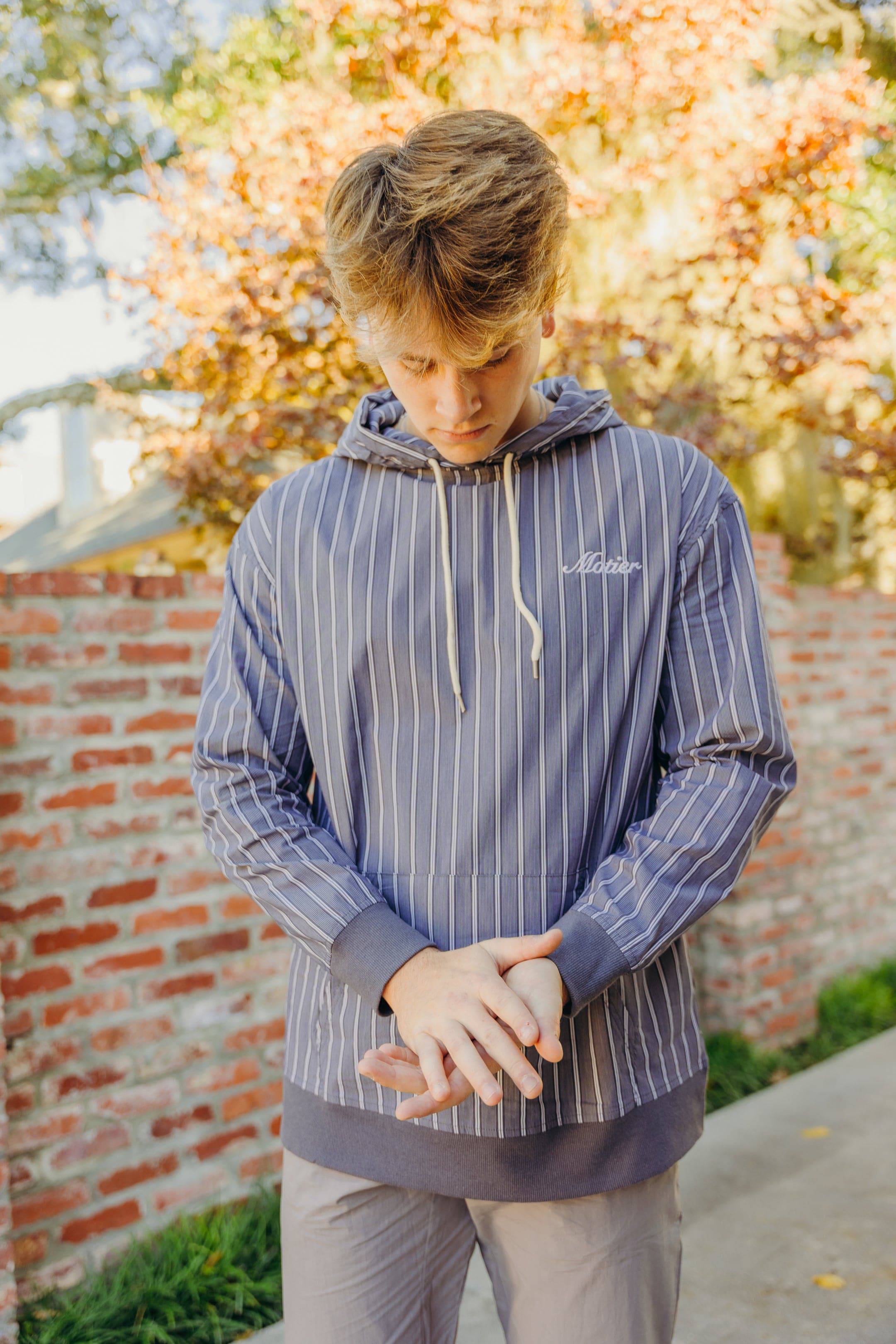 The Lightweight Pinstripe Hoodie Navy Motier Lafayette