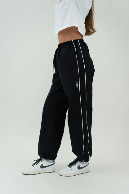 The Velora Contrast Windbreaker Pants (Black)