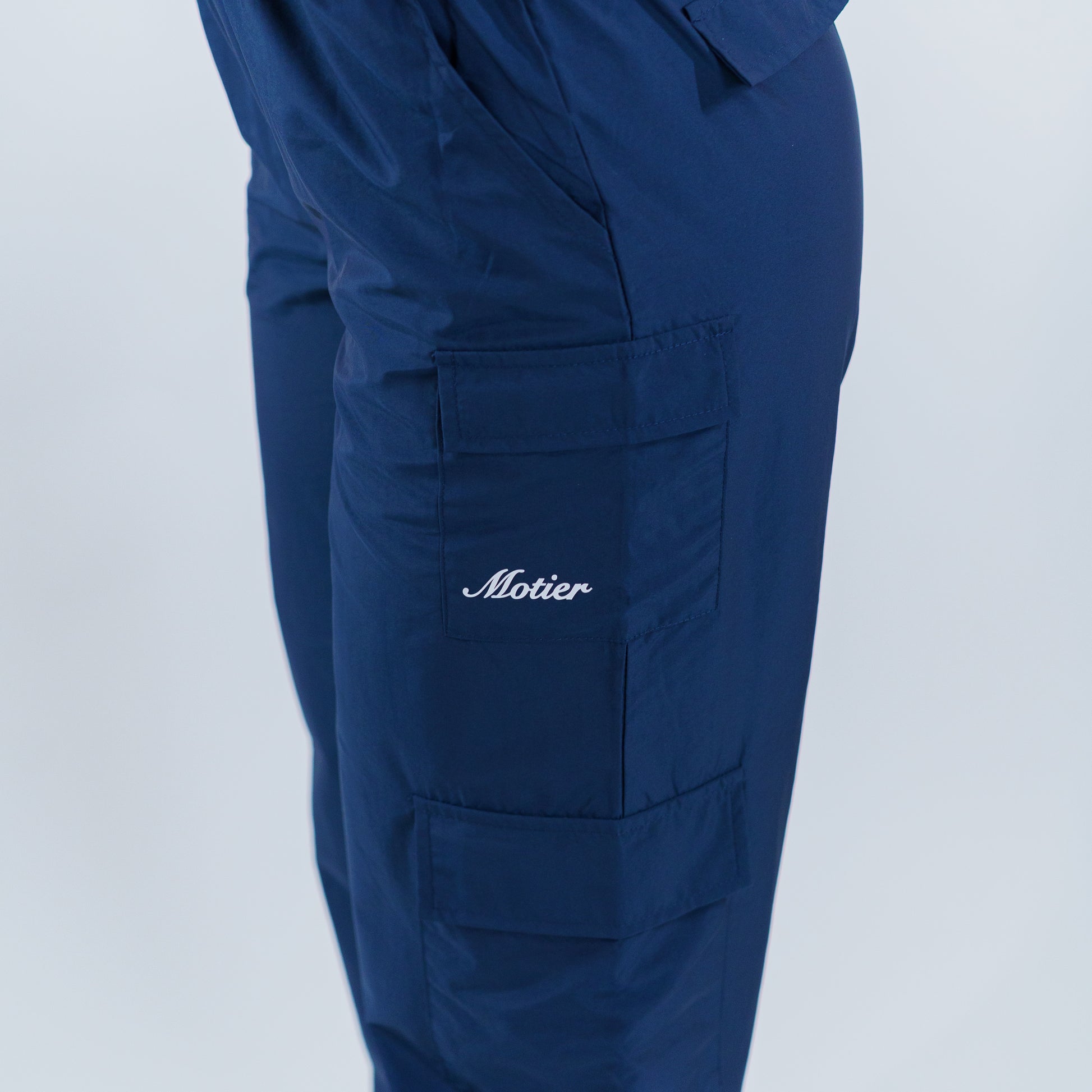 The Woven Cargo Pant (Navy) – Motier Lafayette
