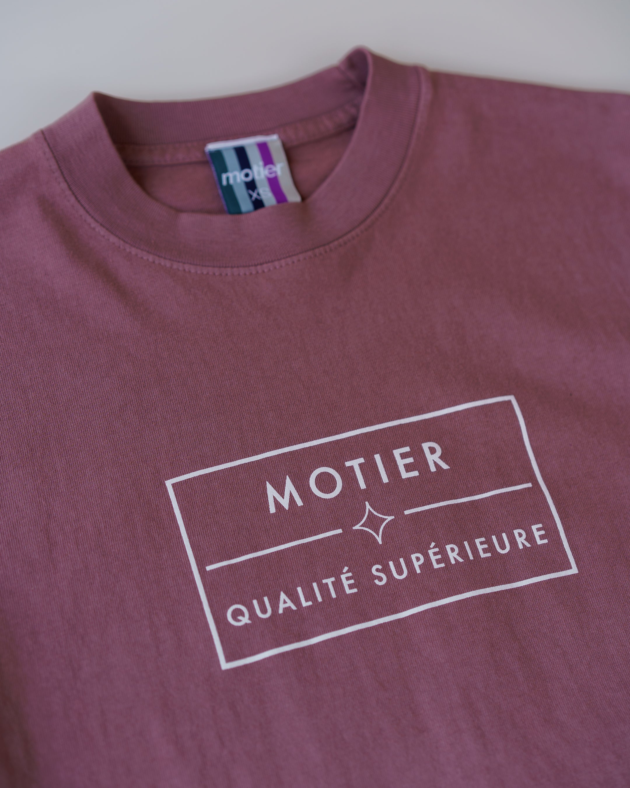 The Qualite Superieure Luxe Tee (Deep Mauve) – Motier Lafayette