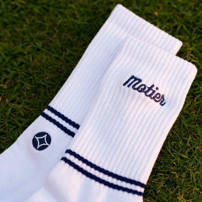 Pin Script Crew Socks (White/Navy)