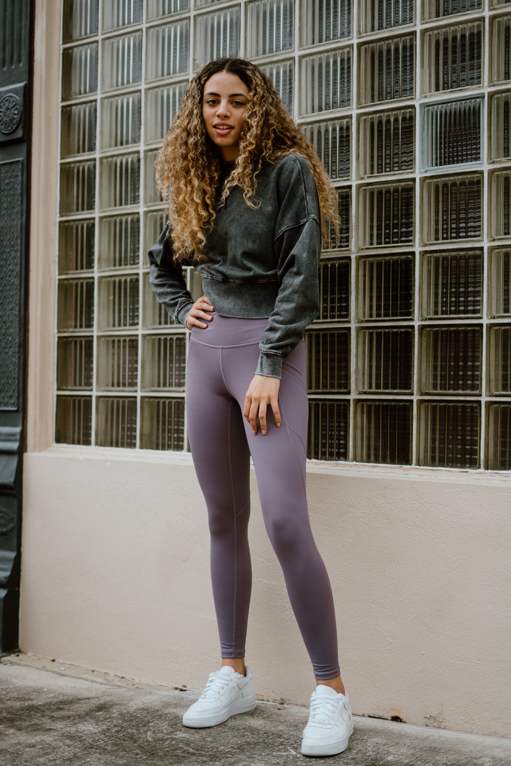 Free People Movement Self-Hem Ecology Leggings Lilac Made in Italy $140, FF-106